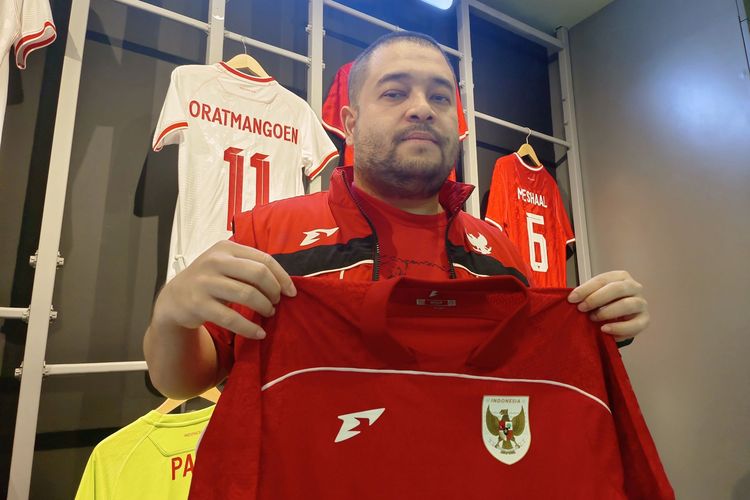 Jersey Timnas Indonesia Terjual