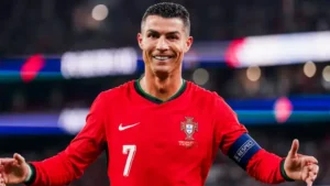 Cristiano Ronaldo Memikirkan Kemungkinan