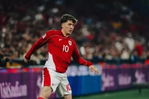 Ole Romeny Ceritakan Momen
