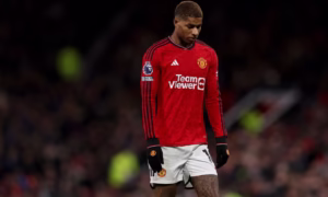 Rashford Berlatih Sendirian