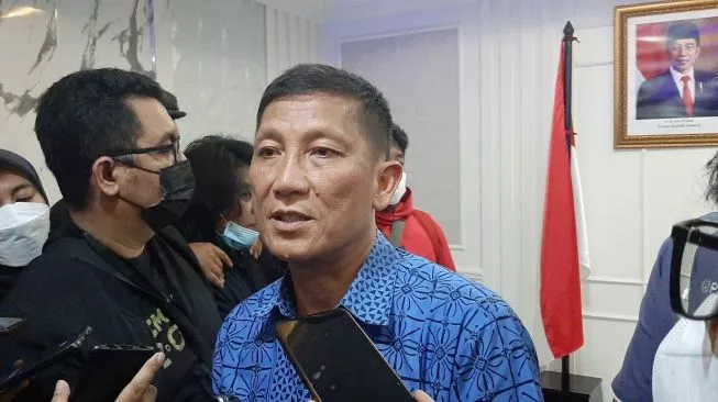 FIFA Larang Suporter Tamu